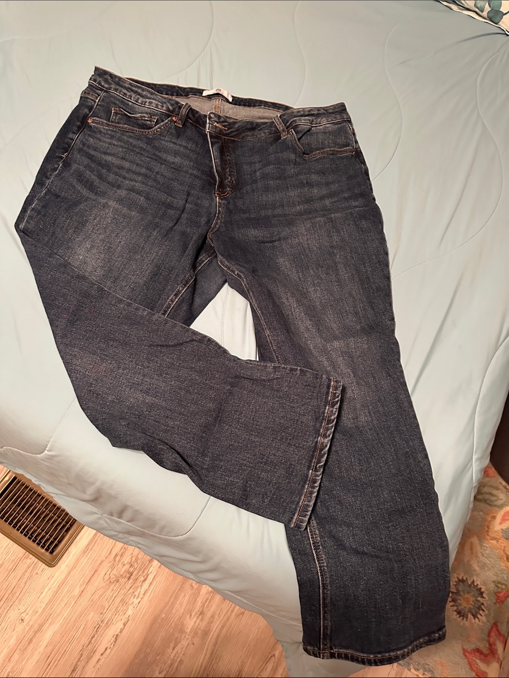 Women's Cropped Ankle Jeans in Dark Indigo